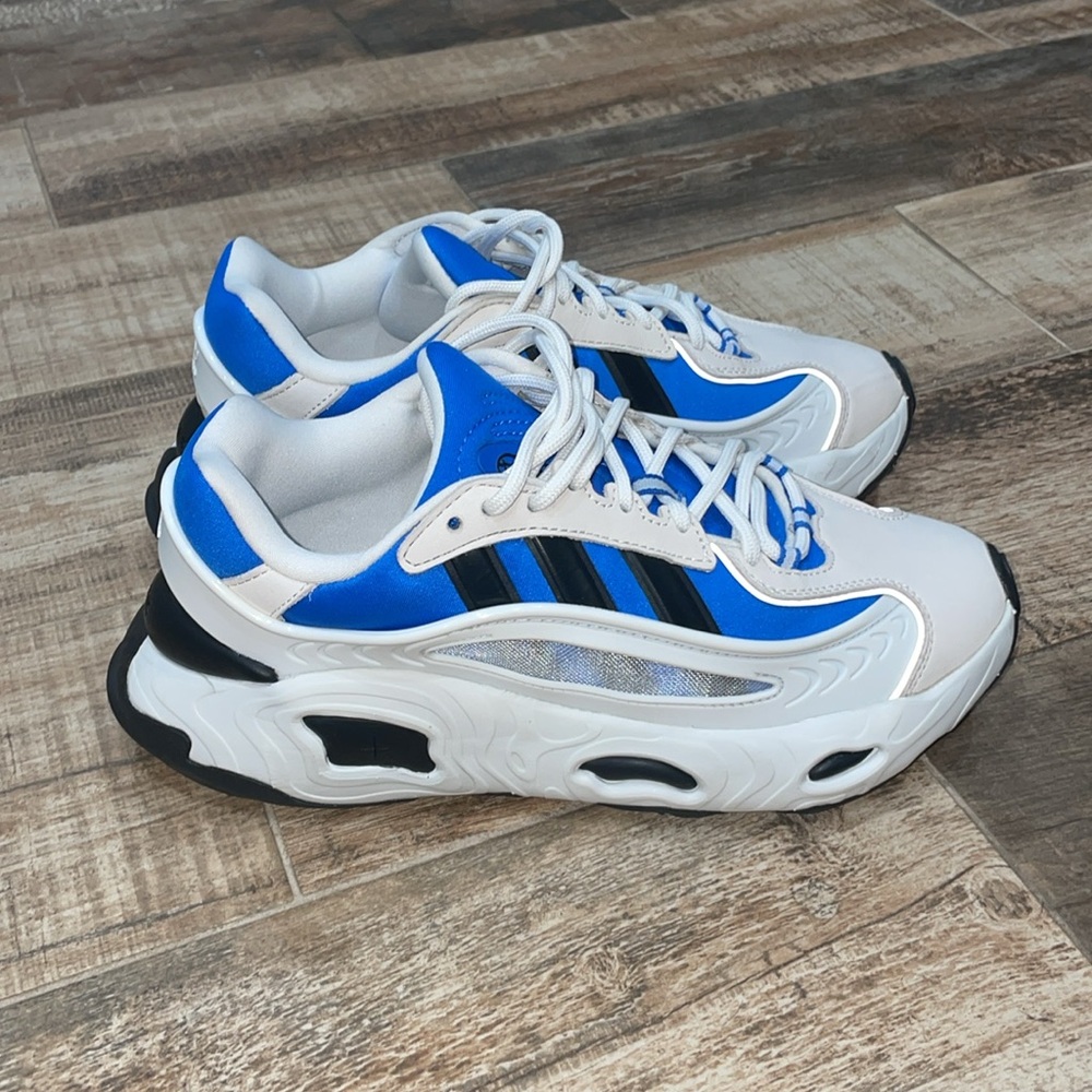 Adidas Off-White & Blue Oznova Sneakers